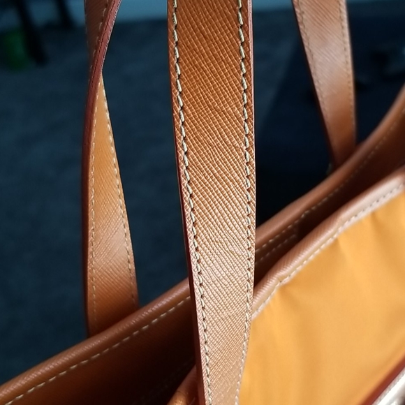 ❌SOLD🚫GENUINE PRADA TESSUTO TOTE! - Picture 9 of 15